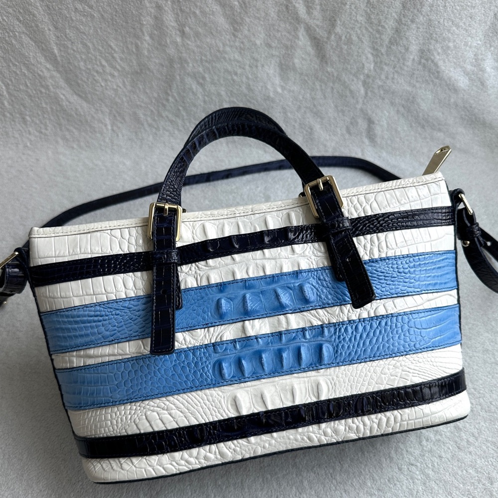 Brahmin Asher Tote‎ Regatta Vineyard NWOT Blue White Leather Handbag - Picture 3 of 12